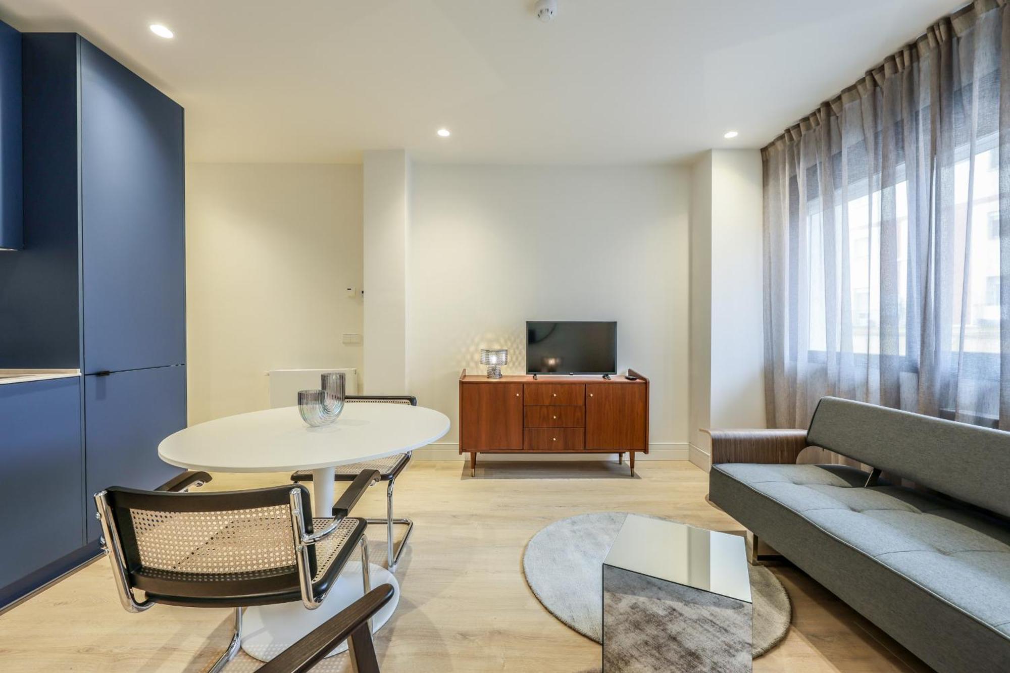 Amazinn Stay Madrid Palacio Real — Photos 2